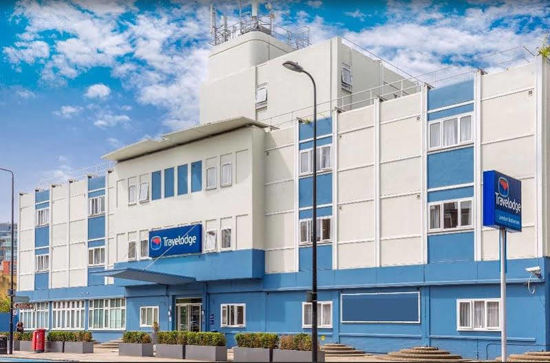 Travelodge Battersea London Bagian luar foto